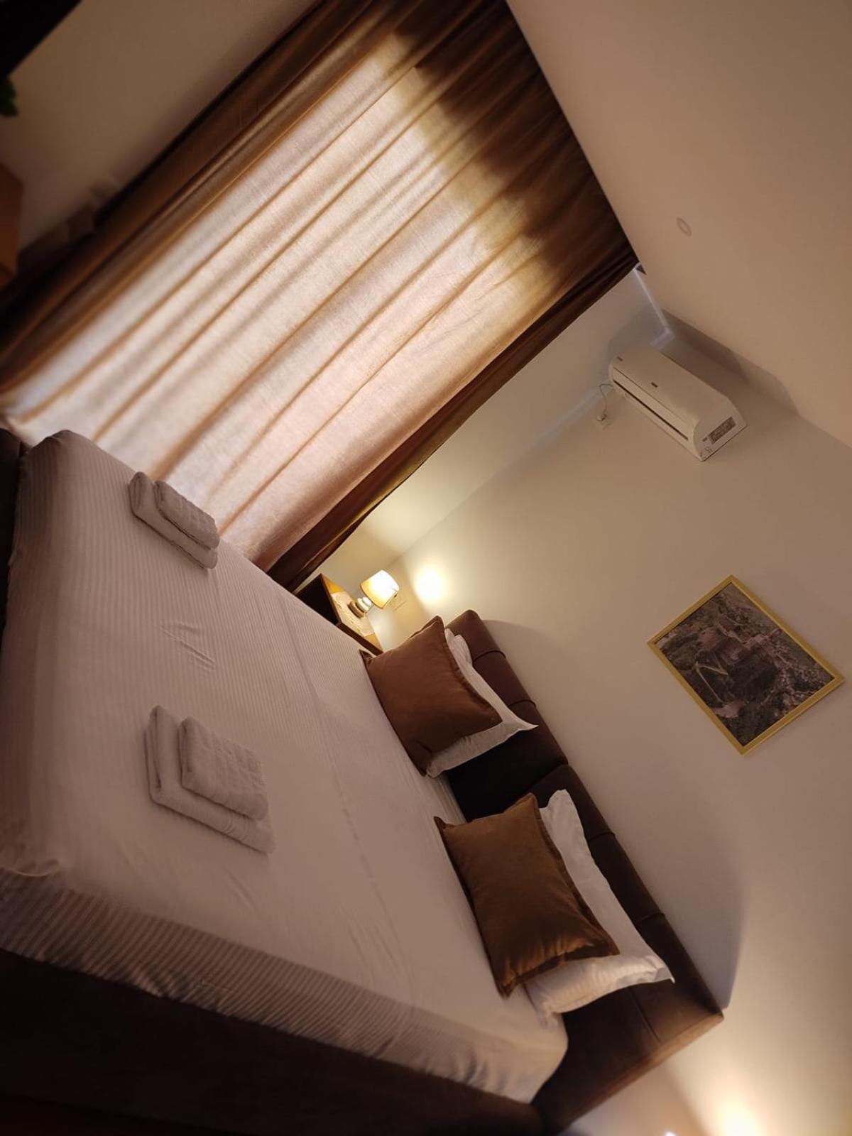 Vladimir Estate Hotel Gjirokastra Kültér fotó
